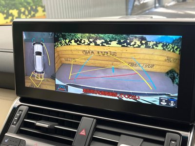 TOYOTA LAND CRUISER 300 - 7