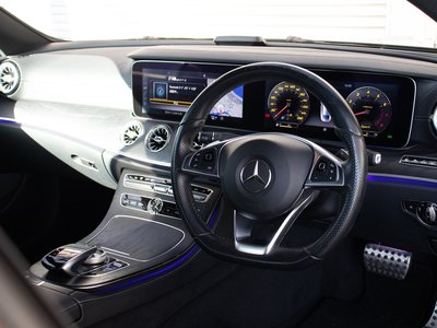 MERCEDES-BENZ E-CLASS - 3