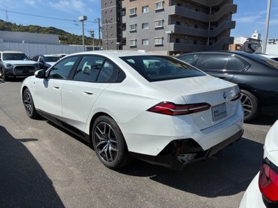 BMW 5 SERIES - 7