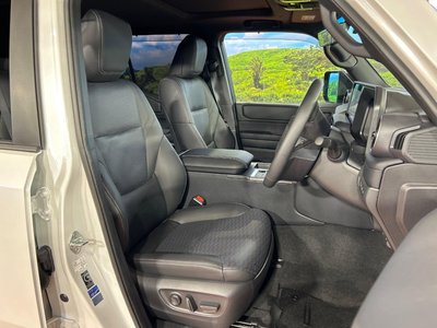 TOYOTA LAND CRUISER 250 - 8