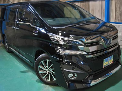 TOYOTA VELLFIRE - 1