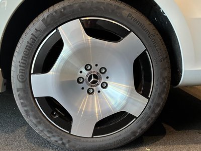 صورة 6 لـ 2025 Mercedes-BENZ V-CLASS