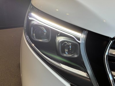 صورة 10 لـ 2025 Mercedes-BENZ V-CLASS
