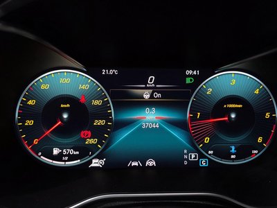 MERCEDES-BENZ GLC - 8