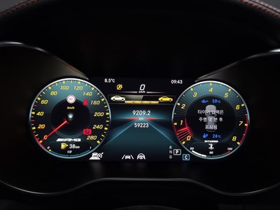 MERCEDES-BENZ GLC - 8