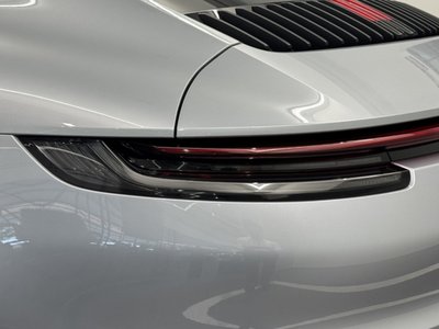PORSCHE 911 - 6