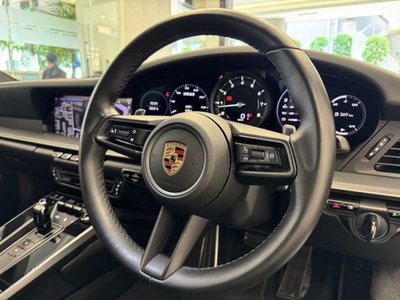 PORSCHE 911 - 10