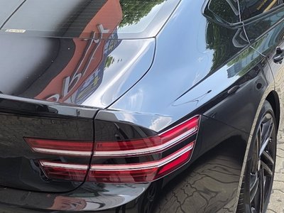 GENESIS G80 (RG3) - 2
