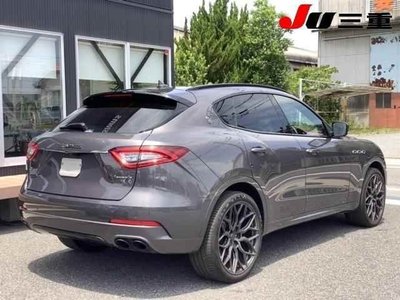 2020 Maserati MASERATI LEVANTE photo 6