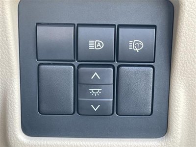 TOYOTA LAND CRUISER PRADO - 8