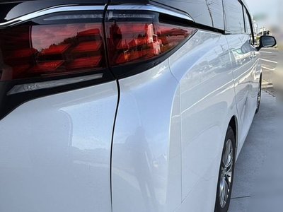 TOYOTA ALPHARD - 9