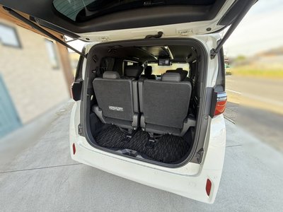 TOYOTA ALPHARD - 8