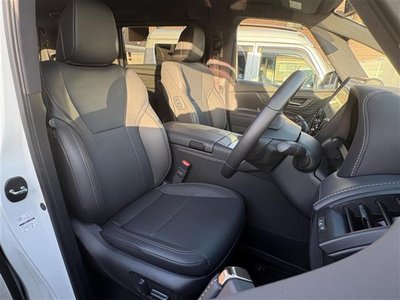 TOYOTA ALPHARD - 9