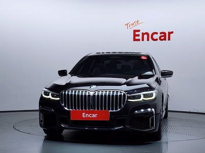 BMW 7 SERIES - 2