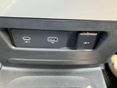 2021 LAND Rover DEFENDER 缩略图 18