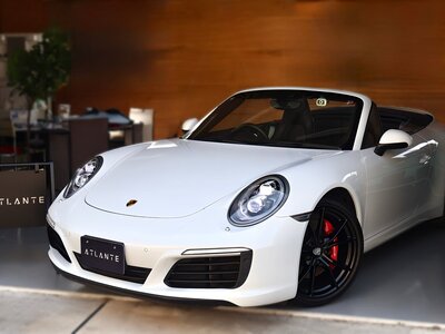 PORSCHE 911 CABRIOLET