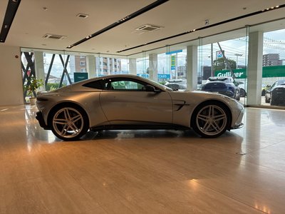 صورة 9 لـ 2026 Aston Martin VANTAGE