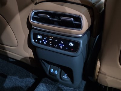 صورة مصغرة 35 لـ 2024 Genesis GV80