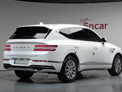 صورة 3 لـ 2024 Genesis GV80