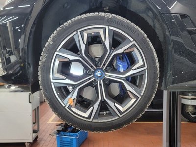 BMW I4 - 6