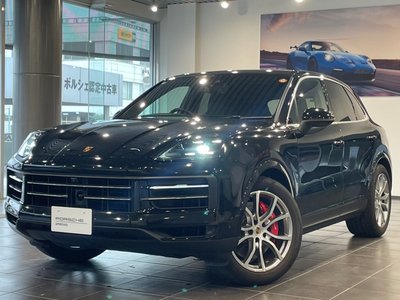 2025 Porsche CAYENNE 照片 2