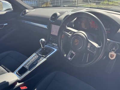 PORSCHE 718 CAYMAN BASE GRADE - 5