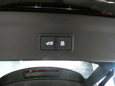 2025 AUDI Q3 缩略图 36
