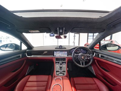 PORSCHE PANAMERA - 3