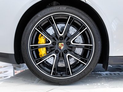 PORSCHE PANAMERA - 9