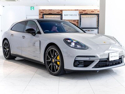 PORSCHE PANAMERA - 1