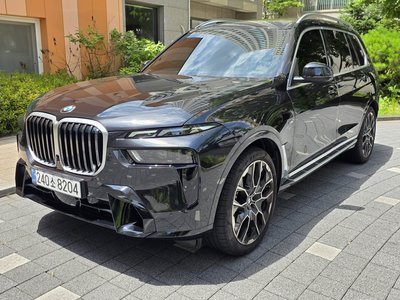 2024 BMW X7 照片 1