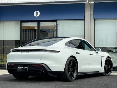 صورة 11 لـ 2023 Porsche TAYCAN