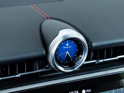 صورة مصغرة 17 لـ 2024 Maserati GRANTURISMO