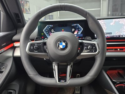 2025 BMW 5 SERIES — миниатюра 19