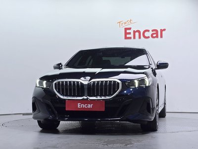 BMW 5 SERIES - 2