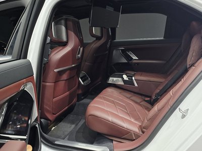 صورة مصغرة 17 لـ 2022 BMW 7 SERIES