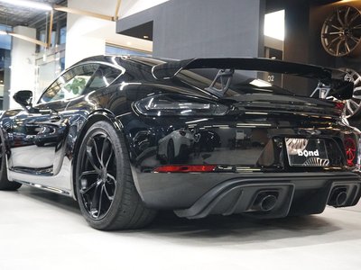 2023 Porsche 718 photo 3
