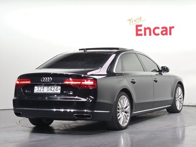 AUDI A8 - 5