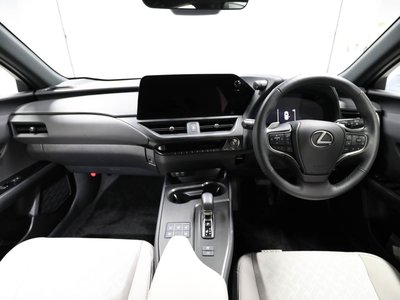 LEXUS UX - 2