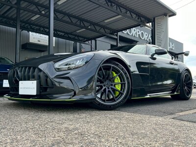 MERCEDES-BENZ GT AMG