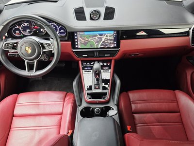 PORSCHE CAYENNE - 4