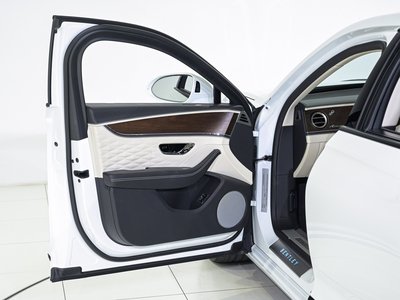 2023 Bentley FLYING SPUR 照片 10