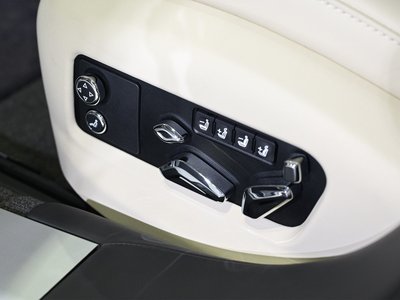2023 Bentley FLYING SPUR — миниатюра 16