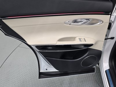 صورة مصغرة 15 لـ 2024 Genesis GV70