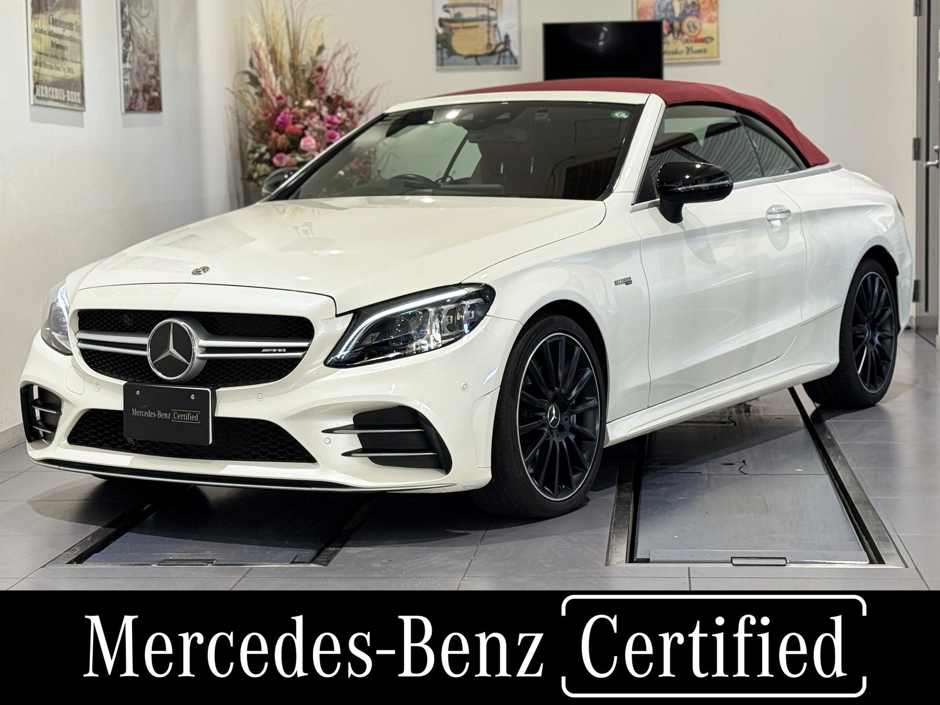MERCEDES-BENZ C-CLASS CABRIOLET AMG - View 1