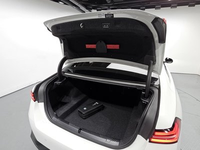 2025 BMW 5 SERIES 缩略图 26