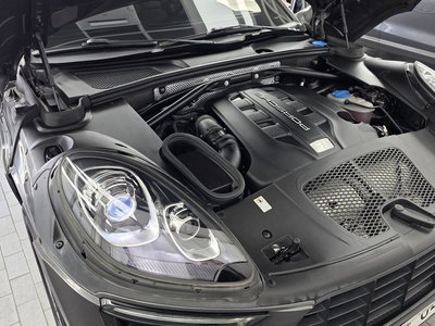 PORSCHE MACAN - 7