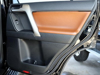 2021 Toyota LAND CRUISER PRADO 缩略图 24
