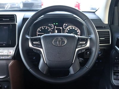 2021 Toyota LAND CRUISER PRADO 缩略图 26