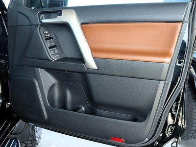 2021 Toyota LAND CRUISER PRADO 缩略图 22